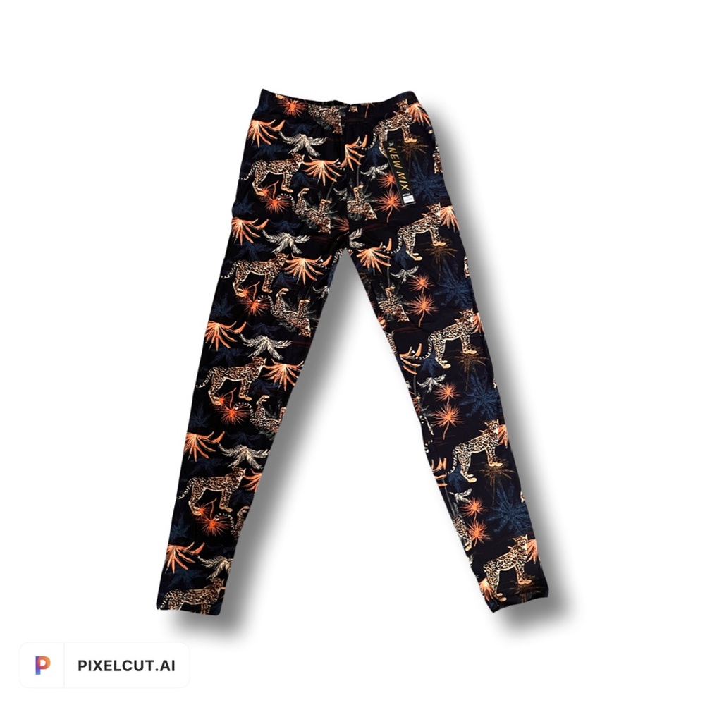 Leggings, brand new mix , one size, black leggings with leopards